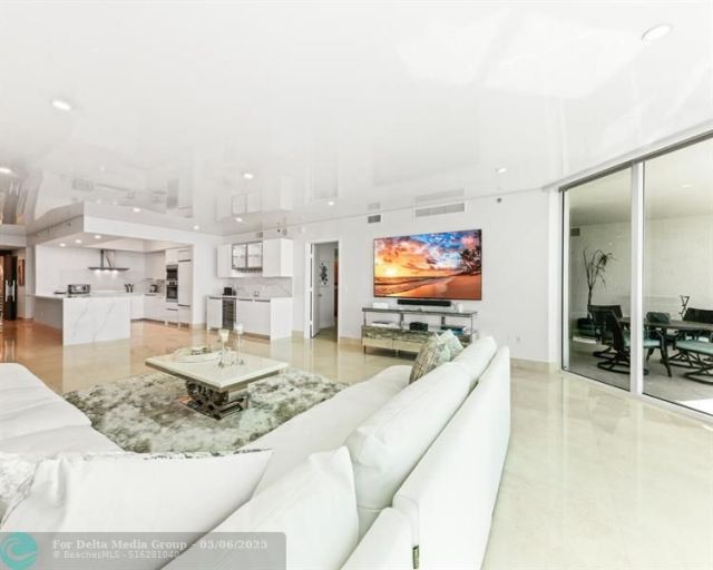 101 S Fort Lauderdale Beach Boulevard, Unit 1104, Fort Lauderdale, FL 33316 Photo