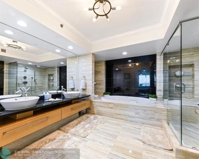 101 S Fort Lauderdale Beach Boulevard, Unit 1104, Fort Lauderdale, FL 33316 Photo