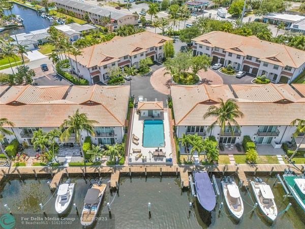 1327 SE 3rd Ave, Unit 1327, Pompano Beach, FL 33060