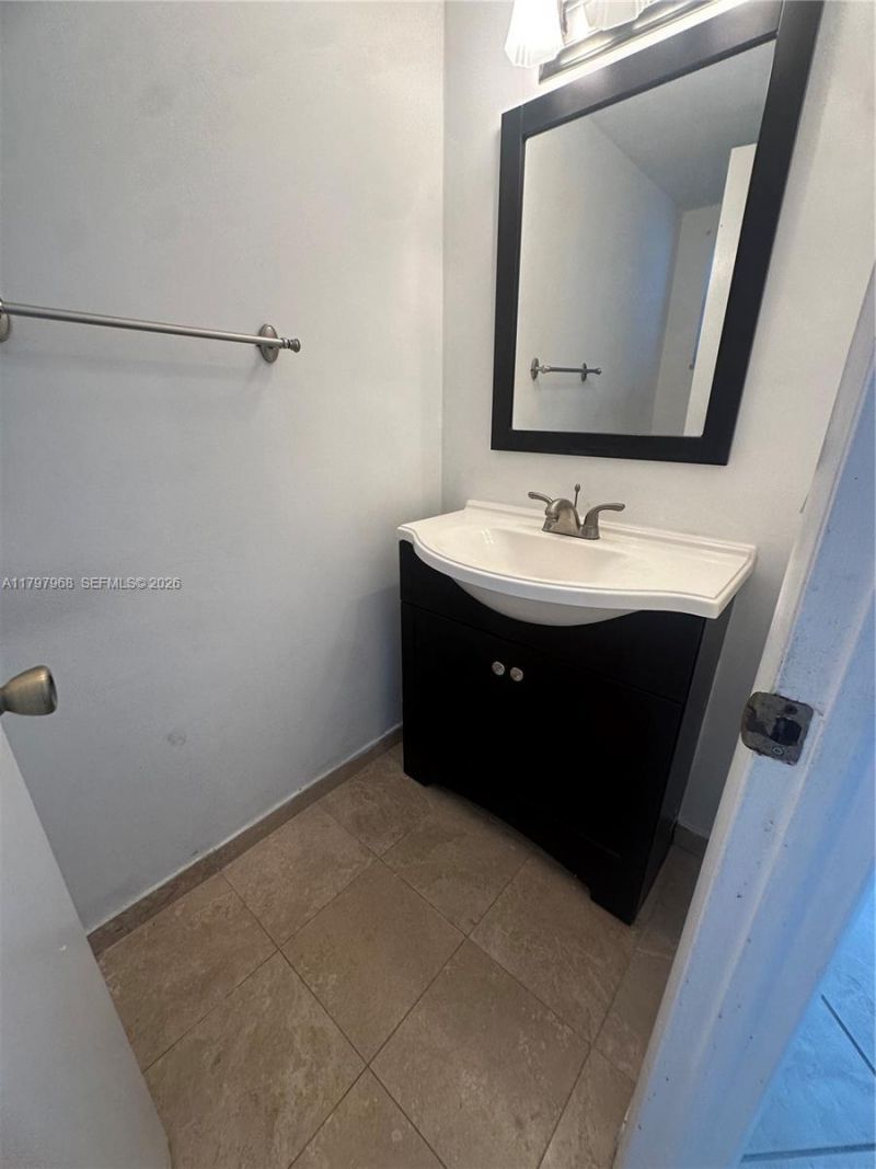 1075 93rd St, Unit 404, Bay Harbor Islands, FL 33154 Photo