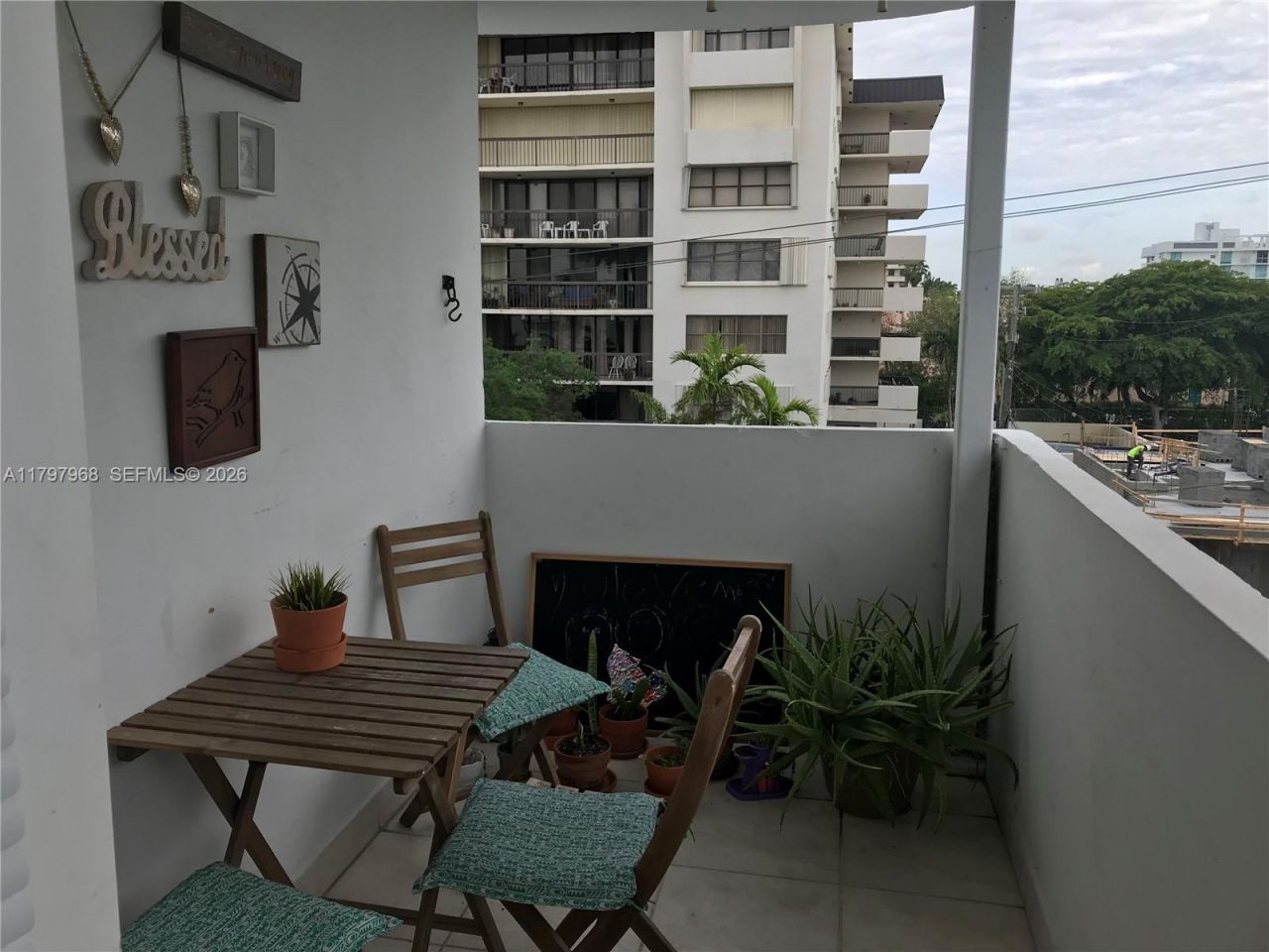 1075 93rd St, Unit 404, Bay Harbor Islands, FL 33154 Photo