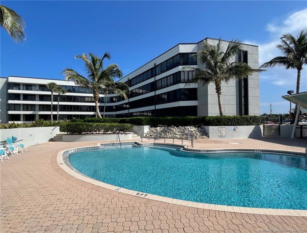 1357 NE Ocean Boulevard, Unit 106, Stuart, FL 34996 Photo