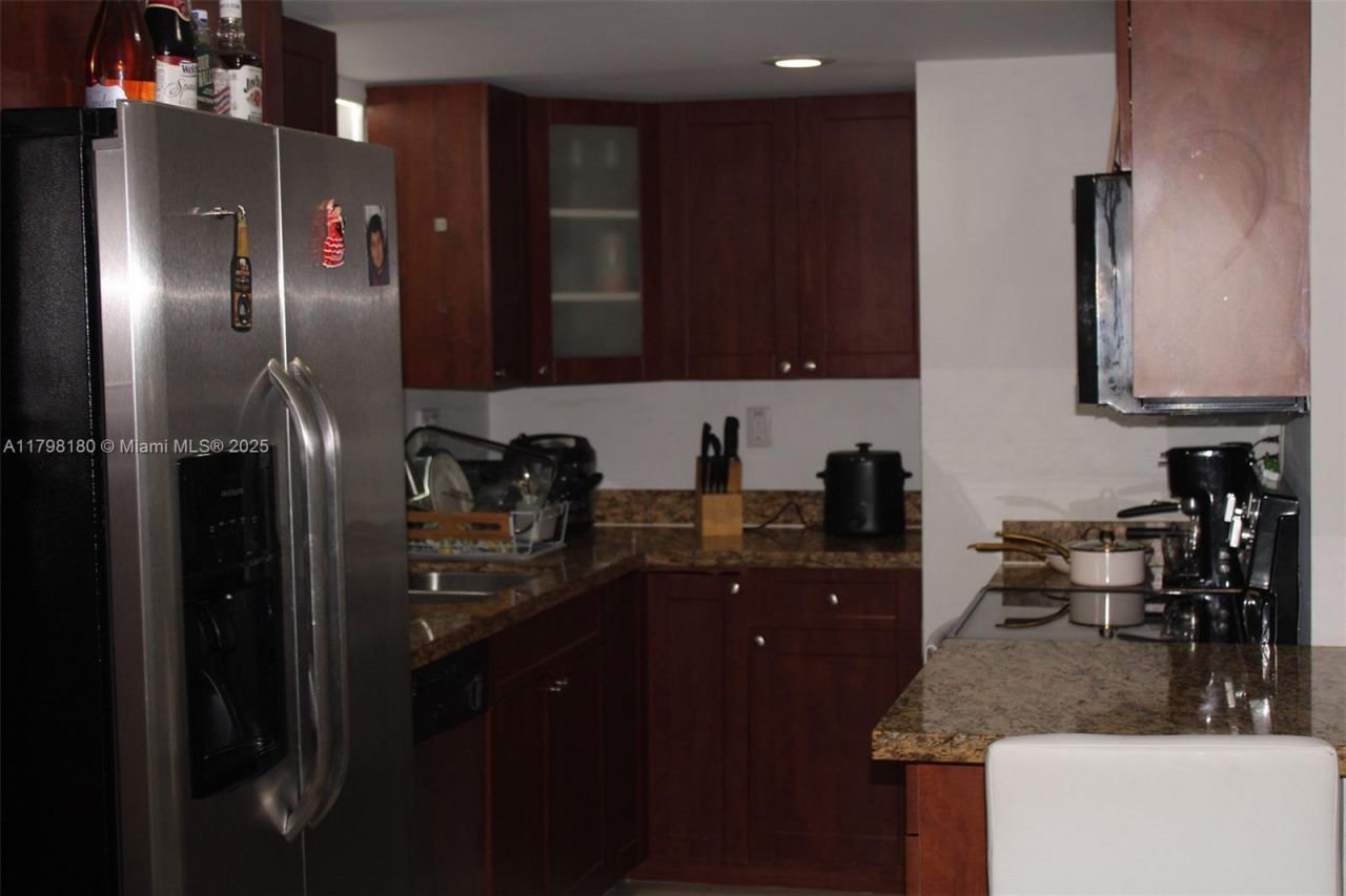 1221 SW 122nd Ave, Unit 401, Miami, FL 33184 Photo