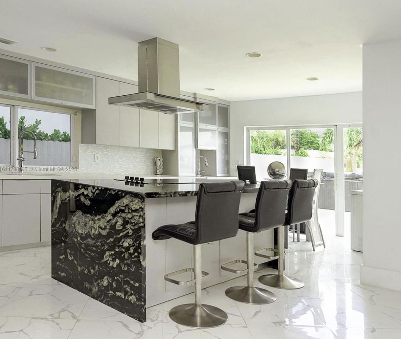 2055 Keystone Blvd, North Miami, FL 33181 Photo