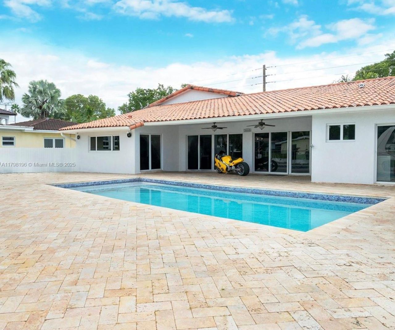 2055 Keystone Blvd, North Miami, FL 33181 Photo