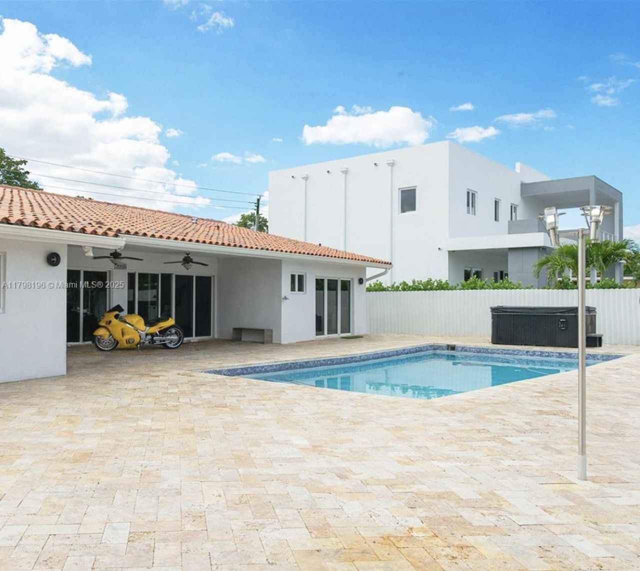 2055 Keystone Blvd, North Miami, FL 33181 Photo