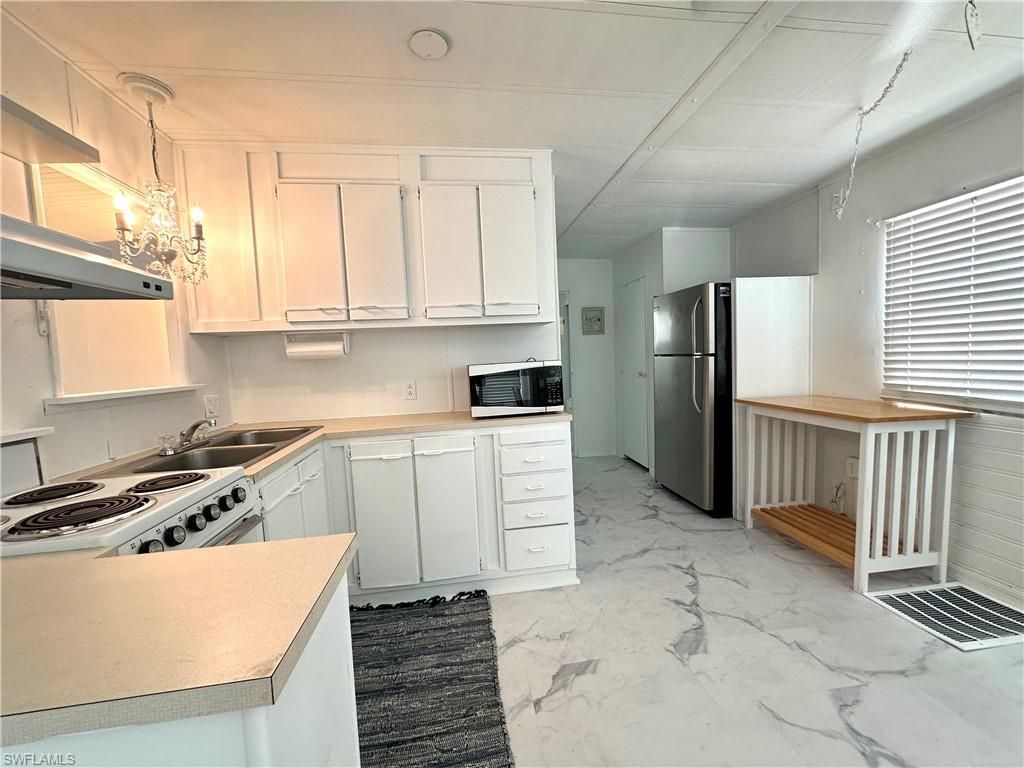 10740 Everglades Kite Cir, Estero, FL 33928 Photo