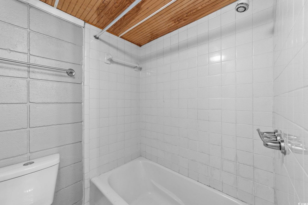 1443 Highway 17 Photo 13