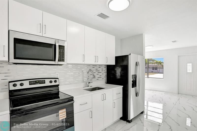 3060 NE 12th Avenue, Pompano Beach, FL 33064 Photo