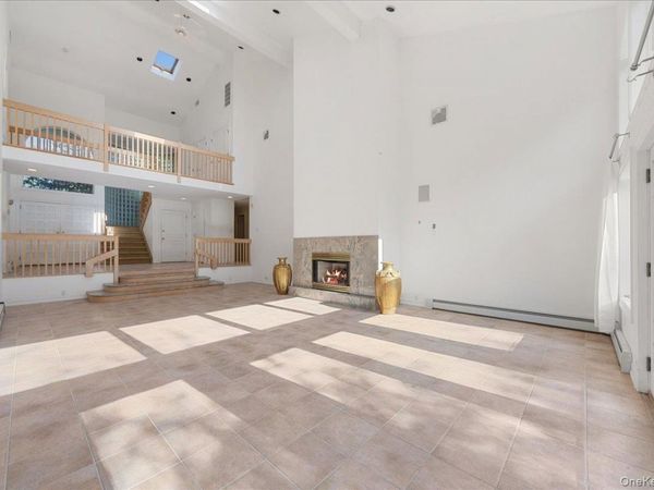 587 Route 306, Suffern, NY 10901