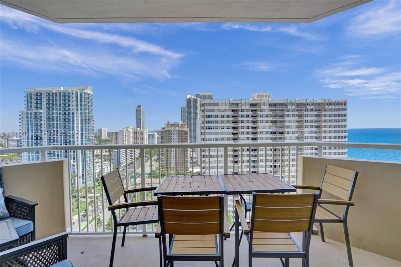 1980 S Ocean Dr, Unit 19H, Hallandale Beach, FL 33009 Photo