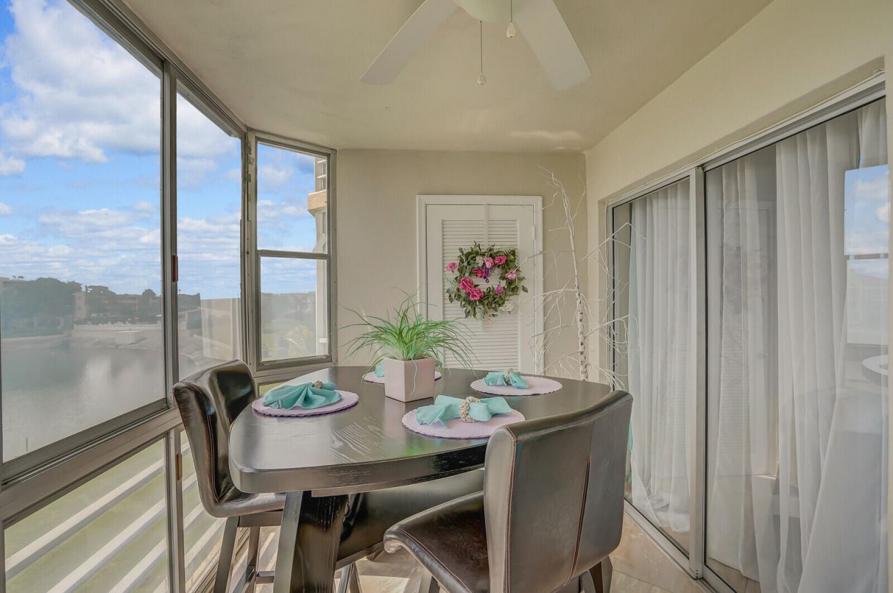 2724 N Garden Drive, Unit 302, Lake Worth, FL 33461 Photo