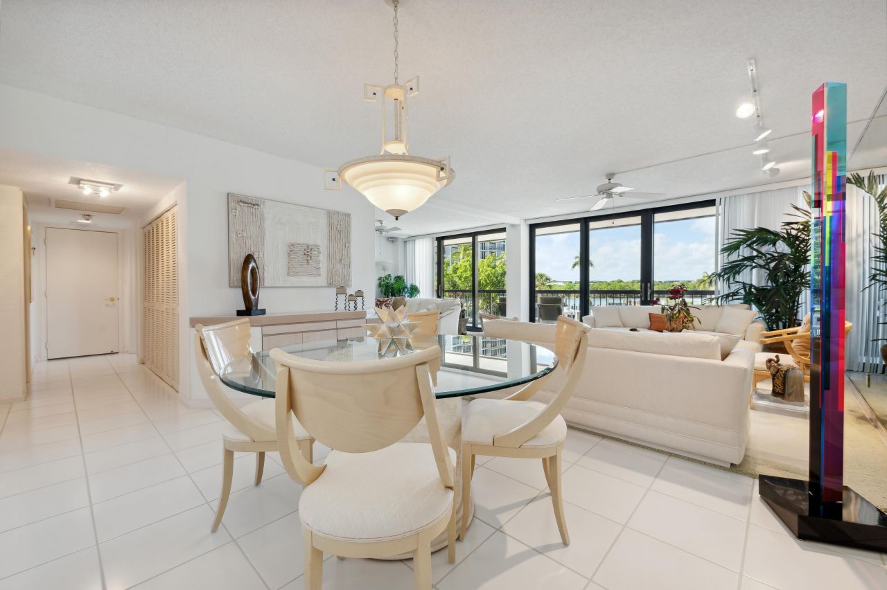 4748 S Ocean Boulevard, Unit 206, Highland Beach, FL 33487 Photo