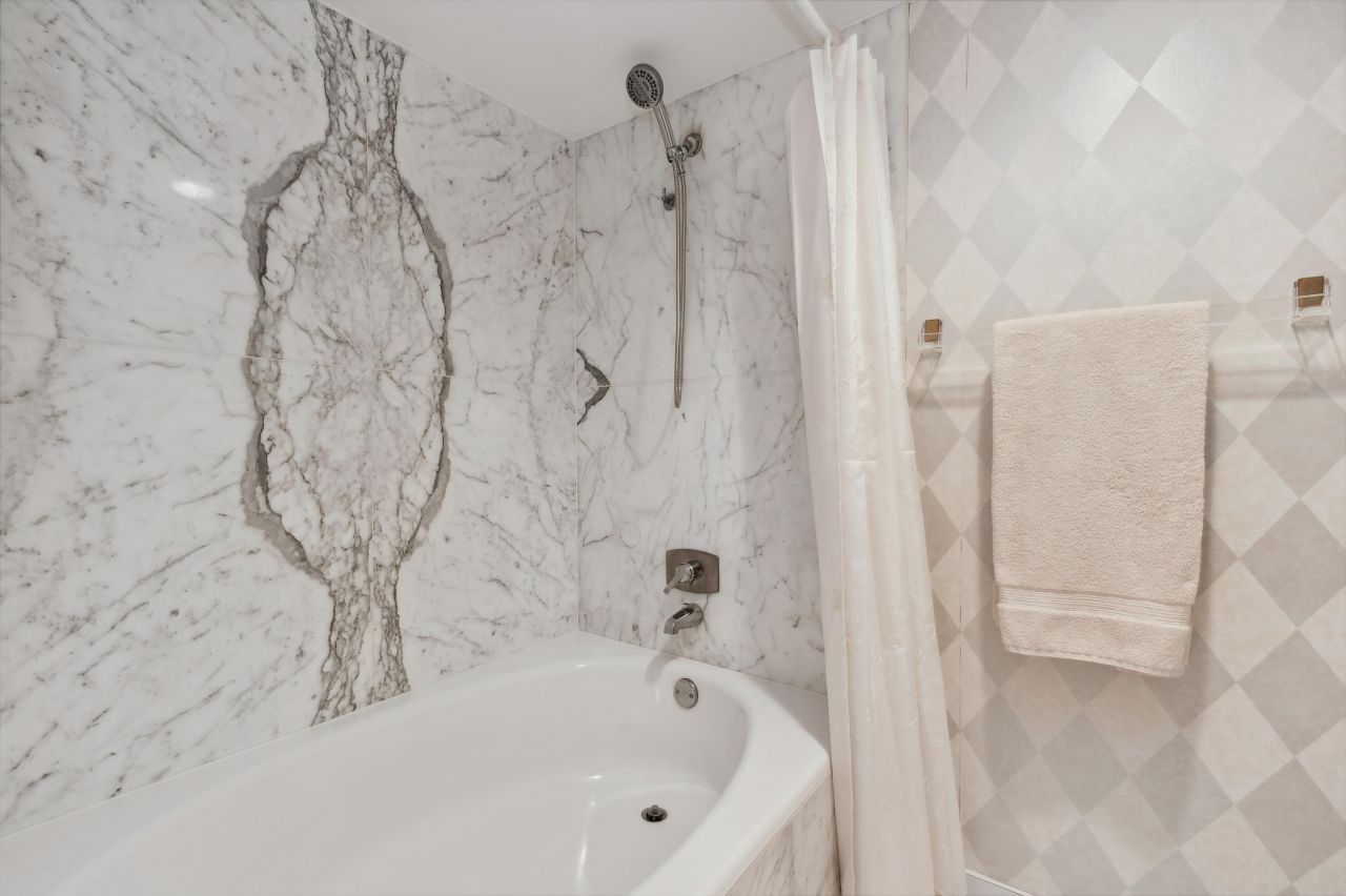 4748 S Ocean Boulevard, Unit 206, Highland Beach, FL 33487 Photo