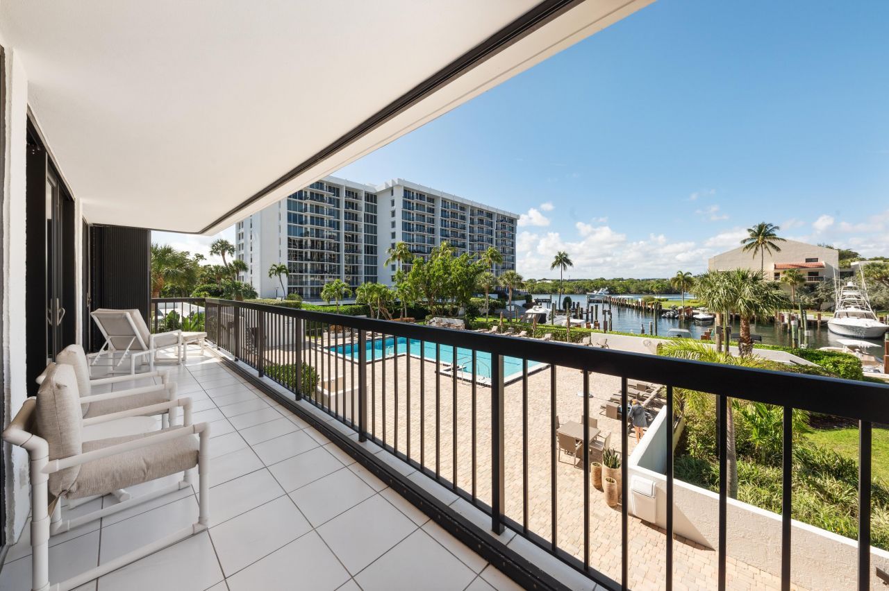 4748 S Ocean Boulevard, Unit 206, Highland Beach, FL 33487 Photo