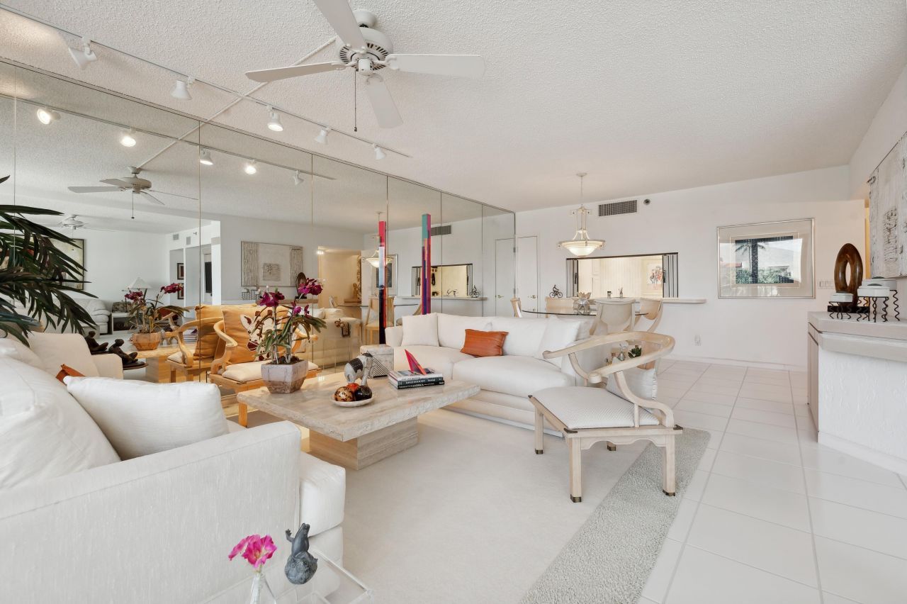 4748 S Ocean Boulevard, Unit 206, Highland Beach, FL 33487 Photo