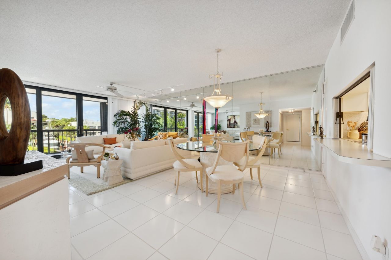 4748 S Ocean Boulevard, Unit 206, Highland Beach, FL 33487 Photo