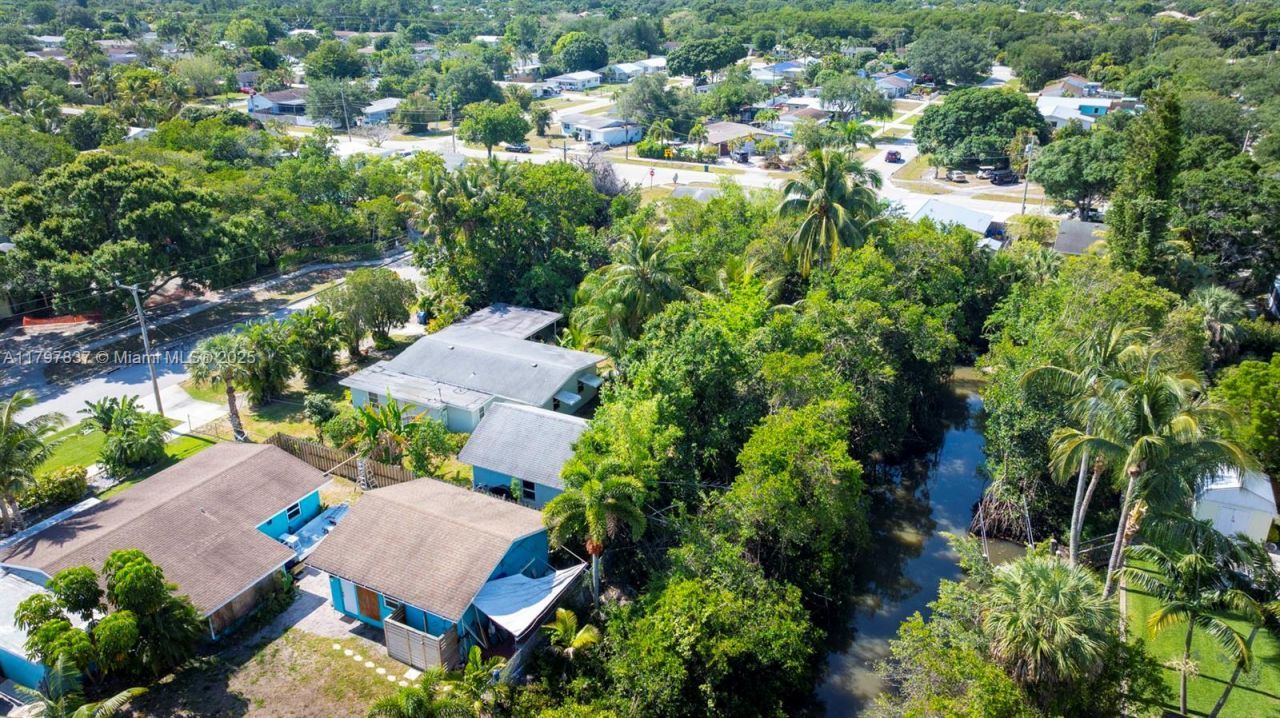 602 S Caloosahatchee Ave, Jupiter, FL 33458 Photo