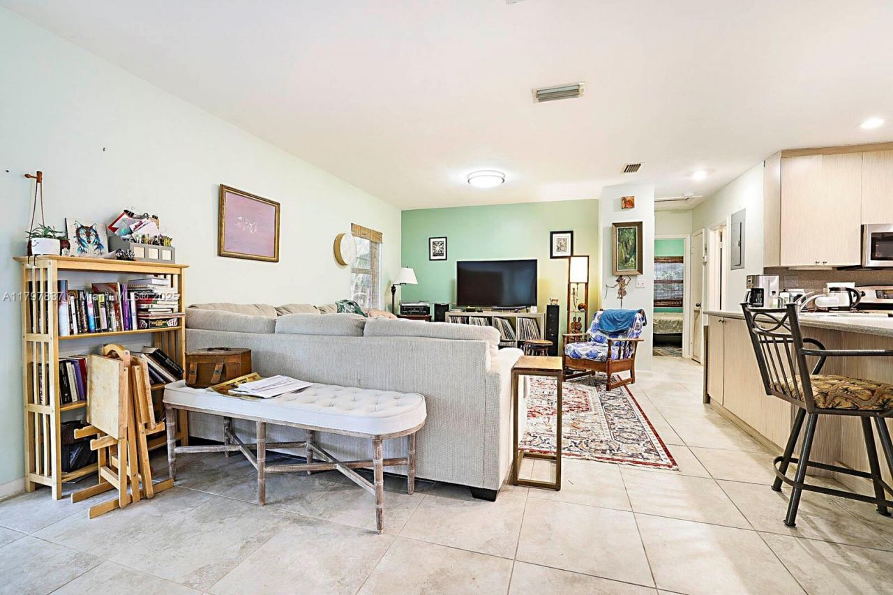 602 S Caloosahatchee Ave, Jupiter, FL 33458 Photo