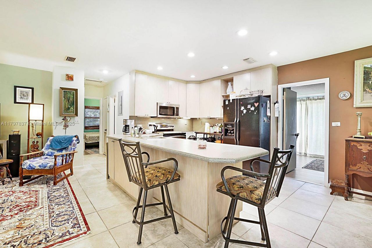 602 S Caloosahatchee Ave, Jupiter, FL 33458 Photo