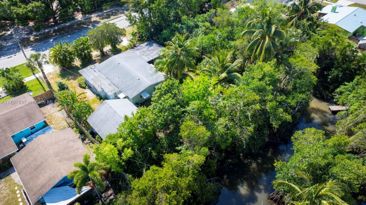 602 S Caloosahatchee Ave, Jupiter, FL 33458 Photo