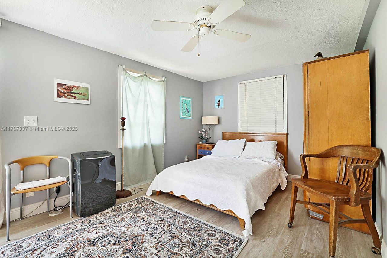 602 S Caloosahatchee Ave, Jupiter, FL 33458 Photo