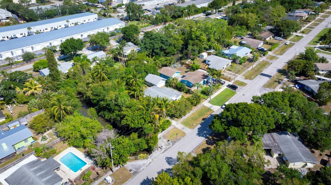 602 S Caloosahatchee Ave, Jupiter, FL 33458 Photo