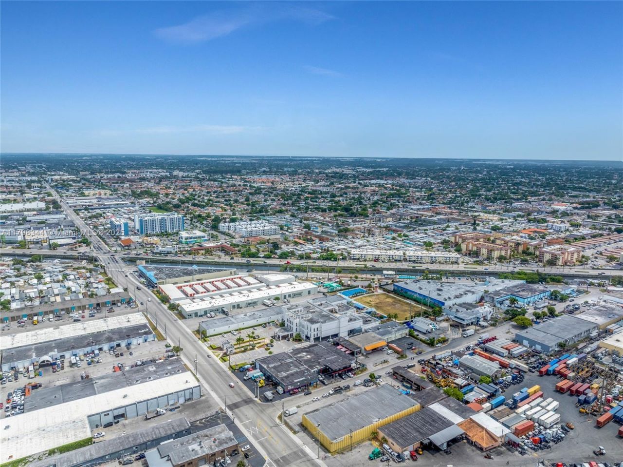 7165-7185 NW 77th Ter, Medley, FL 33166 Photo