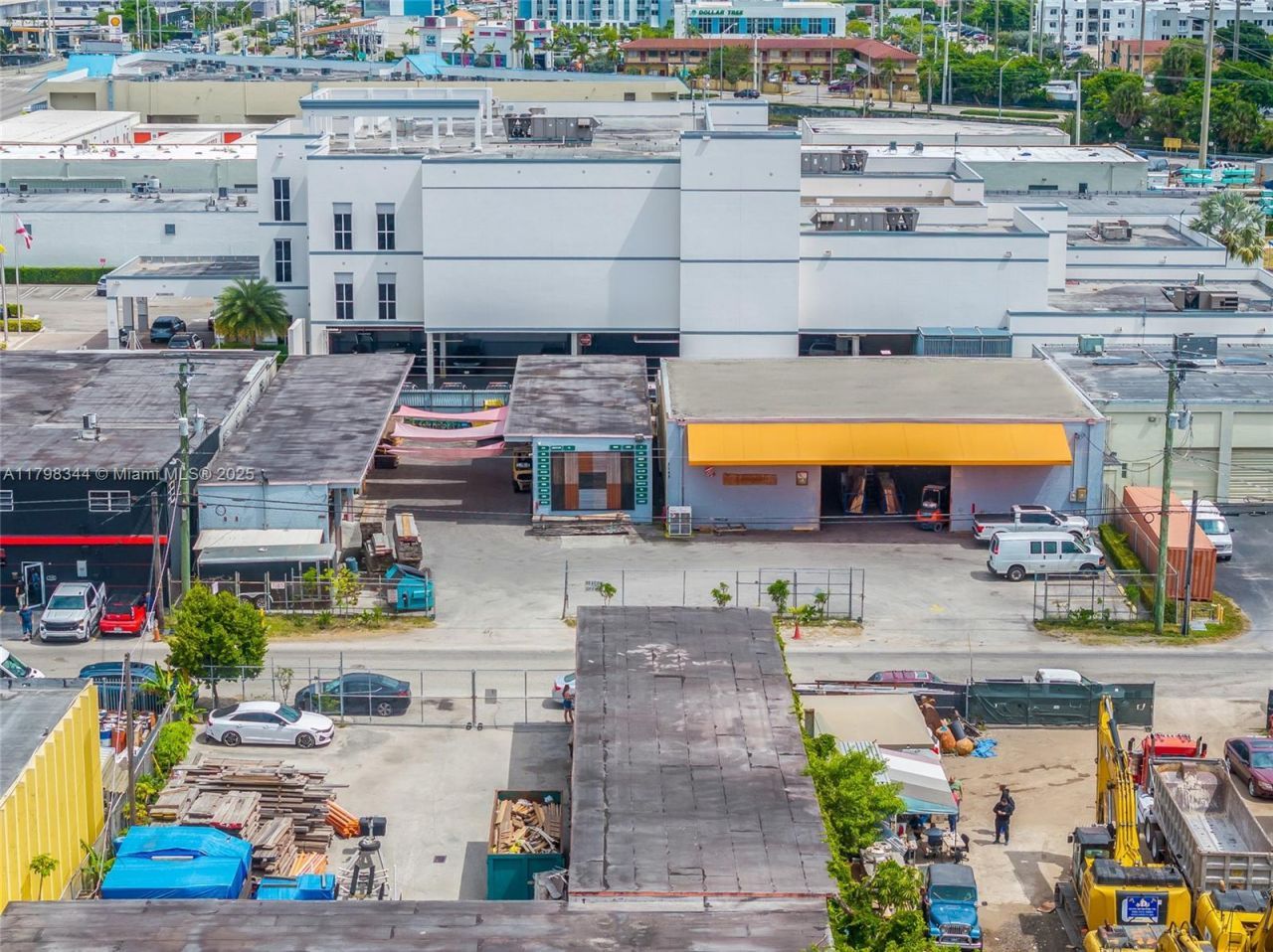 7165-7185 NW 77th Ter, Medley, FL 33166 Photo