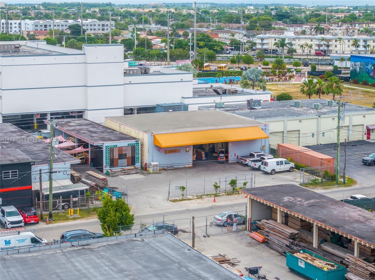 7165-7185 NW 77th Ter, Medley, FL 33166 Photo