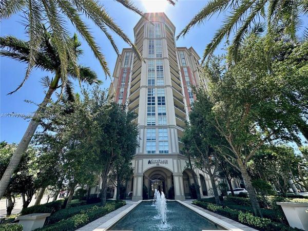 550 Okeechobee Blvd, Unit 521, West Palm Beach, FL 33401