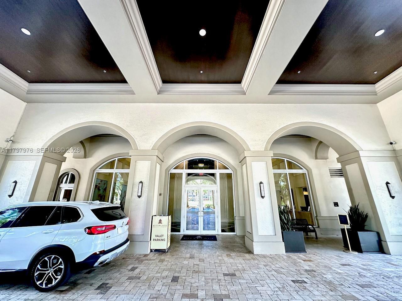550 Okeechobee Blvd, Unit 521, West Palm Beach, FL 33401 Photo