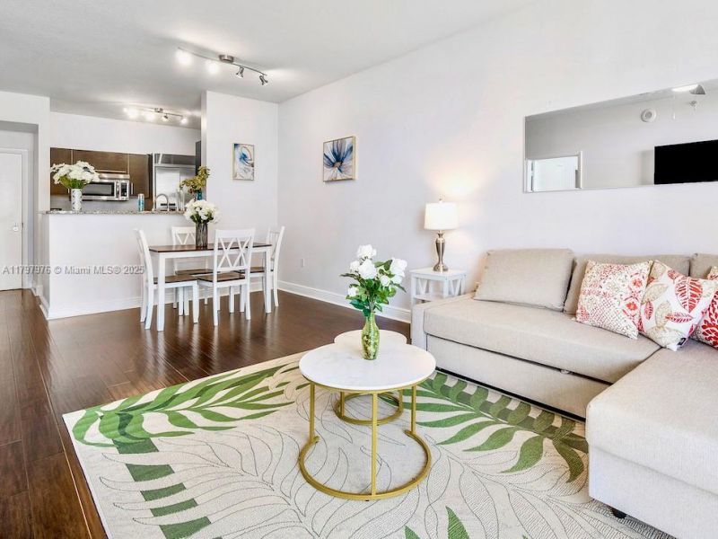 550 Okeechobee Blvd, Unit 521, West Palm Beach, FL 33401 Photo