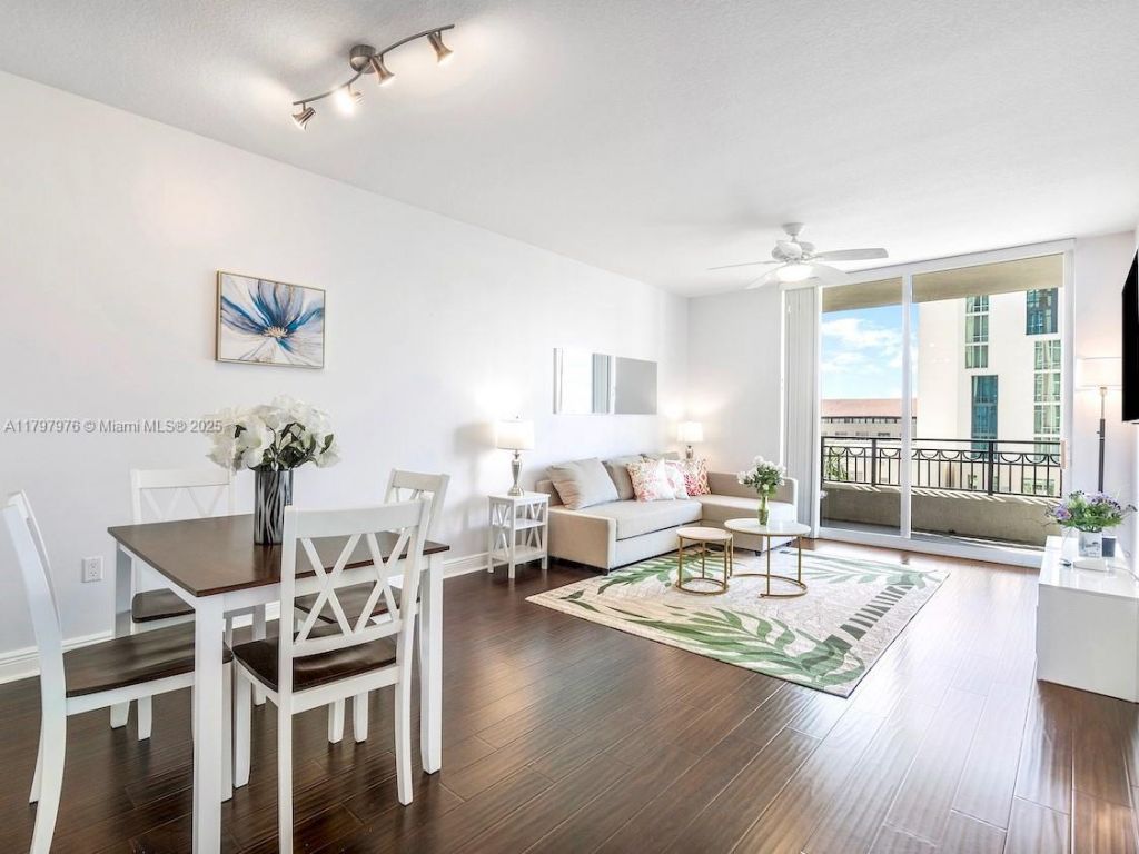 550 Okeechobee Blvd, Unit 521, West Palm Beach, FL 33401 Photo