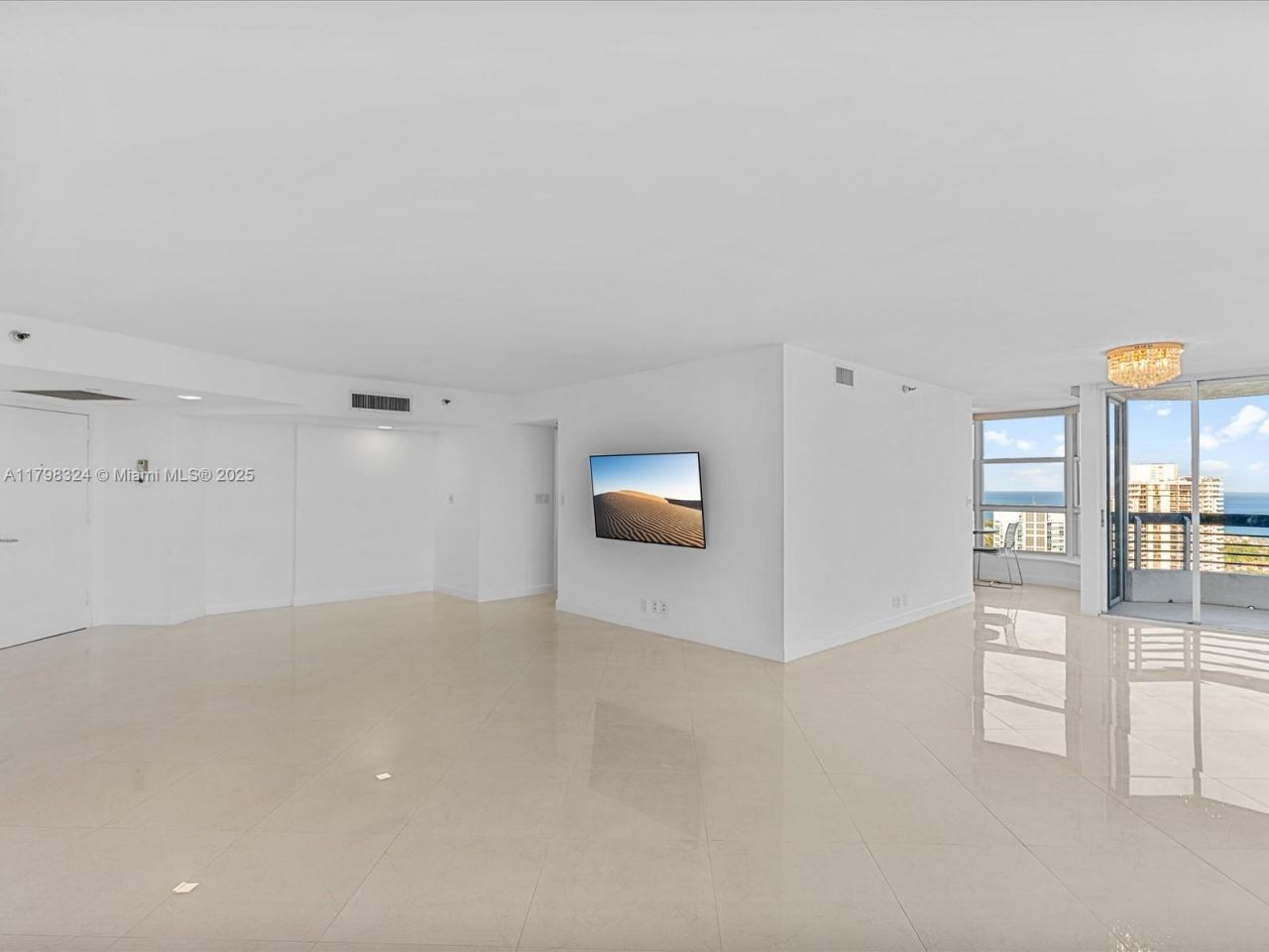 3530 Mystic Pointe Dr, Unit 3310 (LPH1, Aventura, FL 33180 Photo