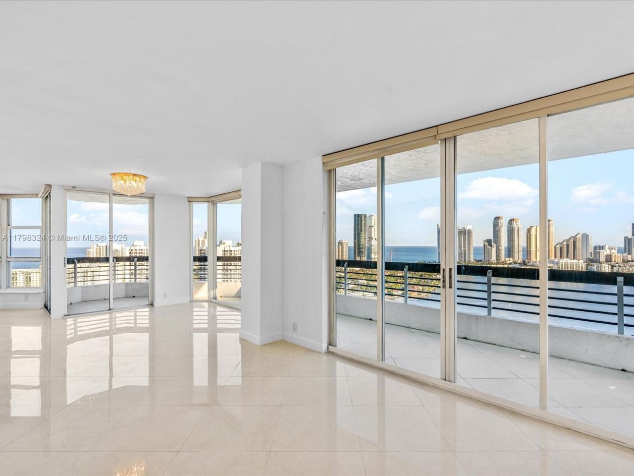 3530 Mystic Pointe Dr, Unit 3310 (LPH1, Aventura, FL 33180 Photo