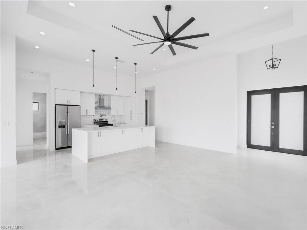 305 Diplomat Pkwy E, Cape Coral, FL 33909 Photo
