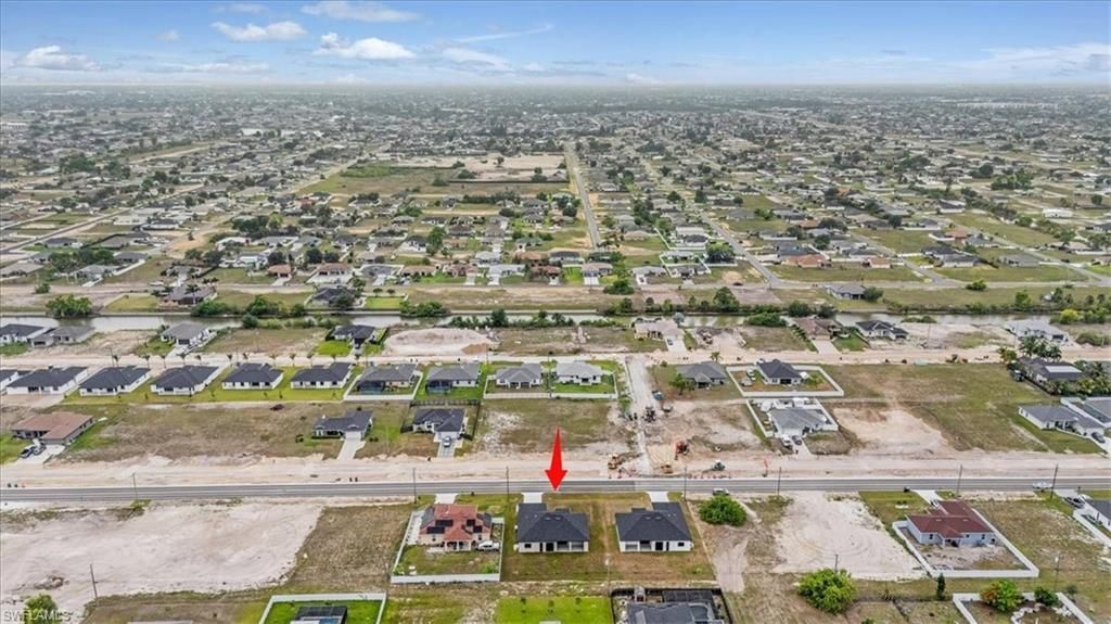 305 Diplomat Pkwy E, Cape Coral, FL 33909 Photo