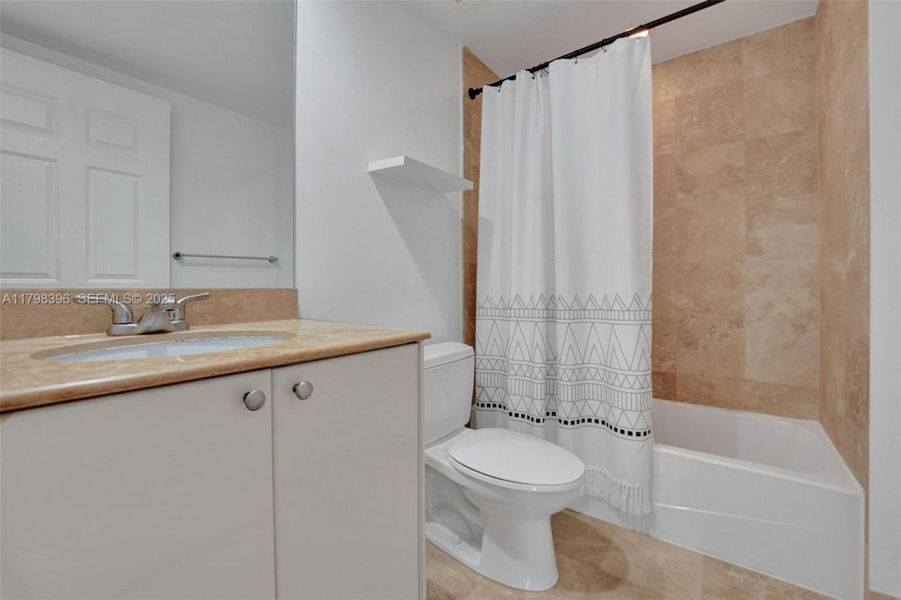 1745 E Hallandale Beach Blvd, Unit 2105W, Hallandale Beach, FL 33009 Photo