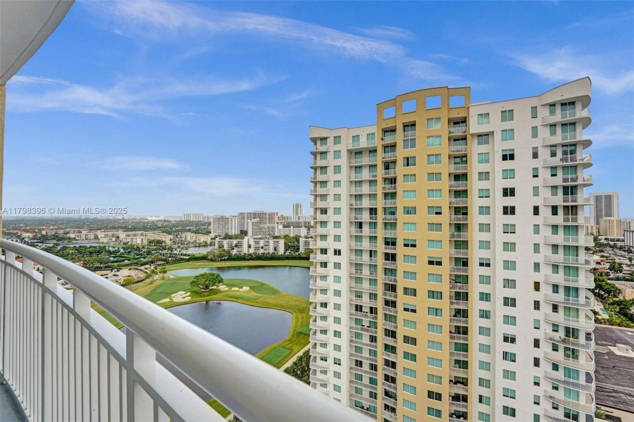 1745 E Hallandale Beach Blvd, Unit 2105W, Hallandale Beach, FL 33009 Photo