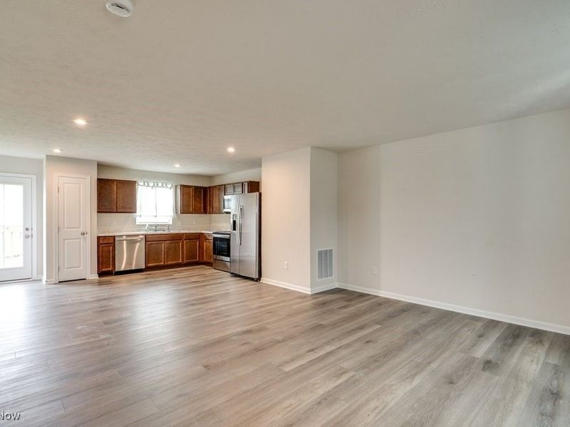 221 River Run Drive, Elyria, OH 44035 Photo 14