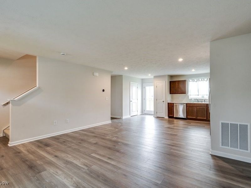 221 River Run Drive, Elyria, OH 44035 Photo 15