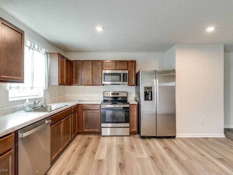 221 River Run Drive, Elyria, OH 44035 Photo 23