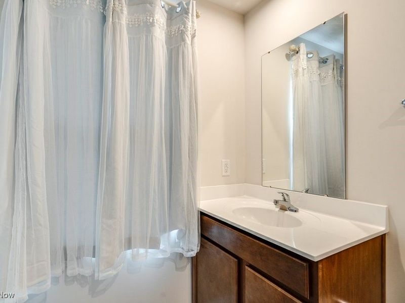 221 River Run Drive, Elyria, OH 44035 Photo 29