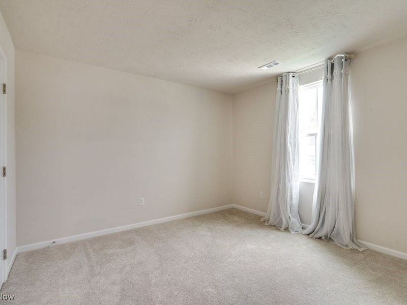 221 River Run Drive, Elyria, OH 44035 Photo 6