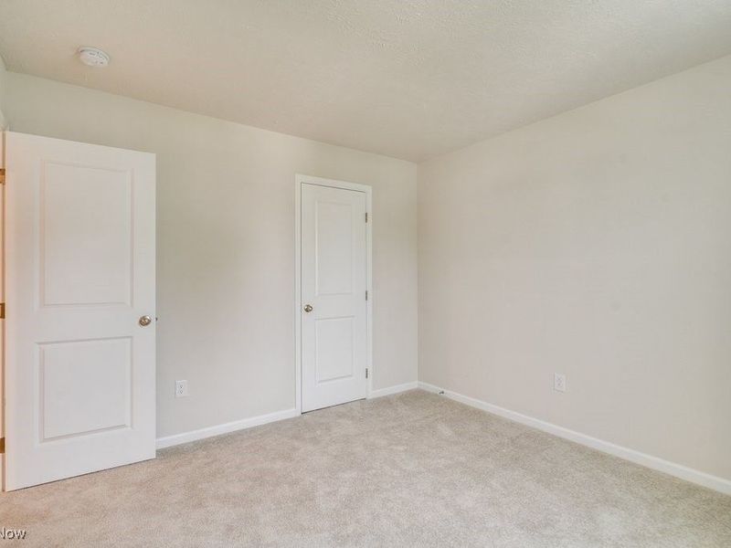 221 River Run Drive, Elyria, OH 44035 Photo 7