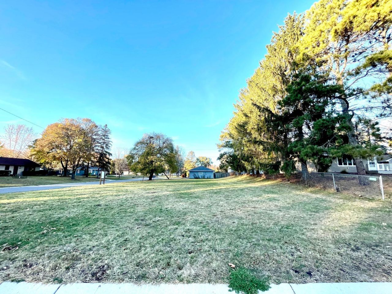 2569 Stacker Boulevard, White Bear Township, MN 55110 Main Photo