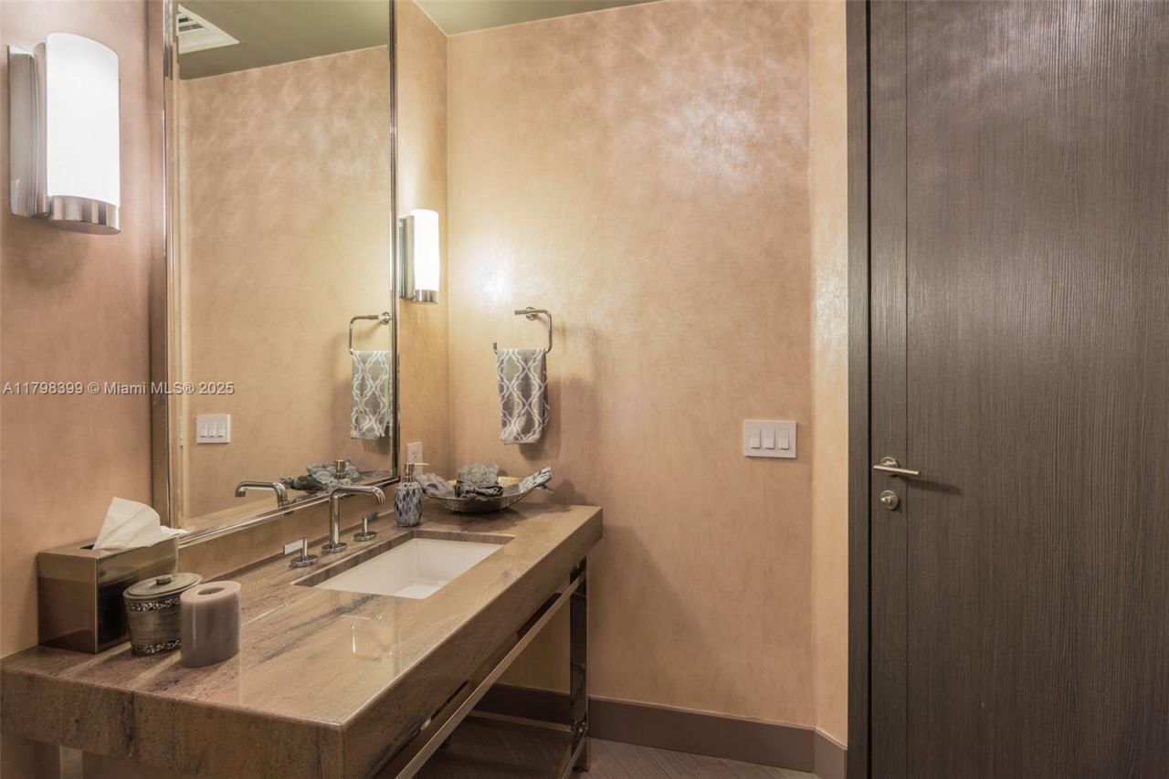 9703 Collins Ave, Unit 2100, Bal Harbour, FL 33154 Photo