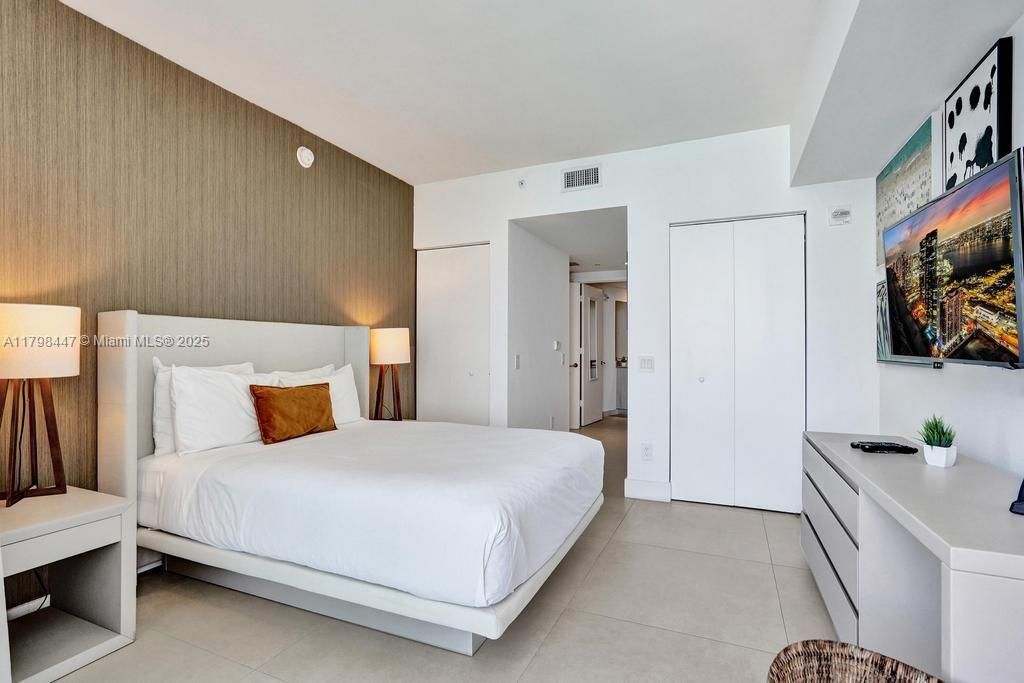 4111 S Ocean Dr, Unit 2803, Hollywood, FL 33019 Photo