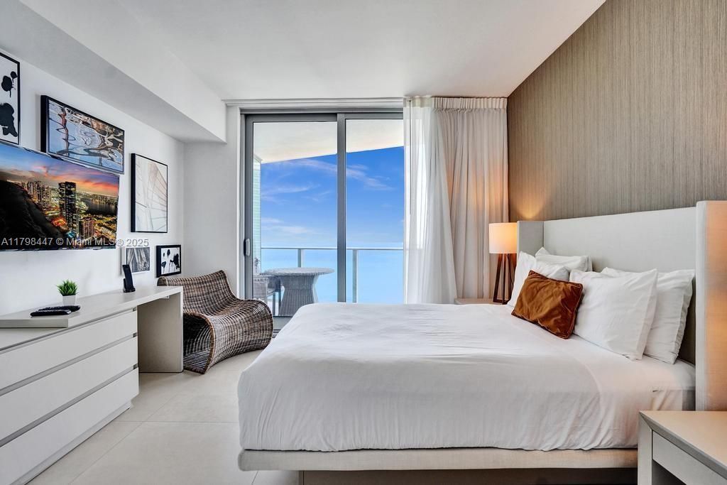 4111 S Ocean Dr, Unit 2803, Hollywood, FL 33019 Photo